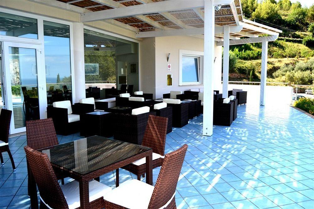Moresco Park Hotel Sperlonga Luaran gambar