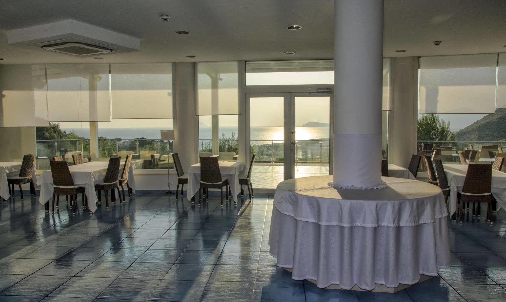 Moresco Park Hotel Sperlonga Luaran gambar