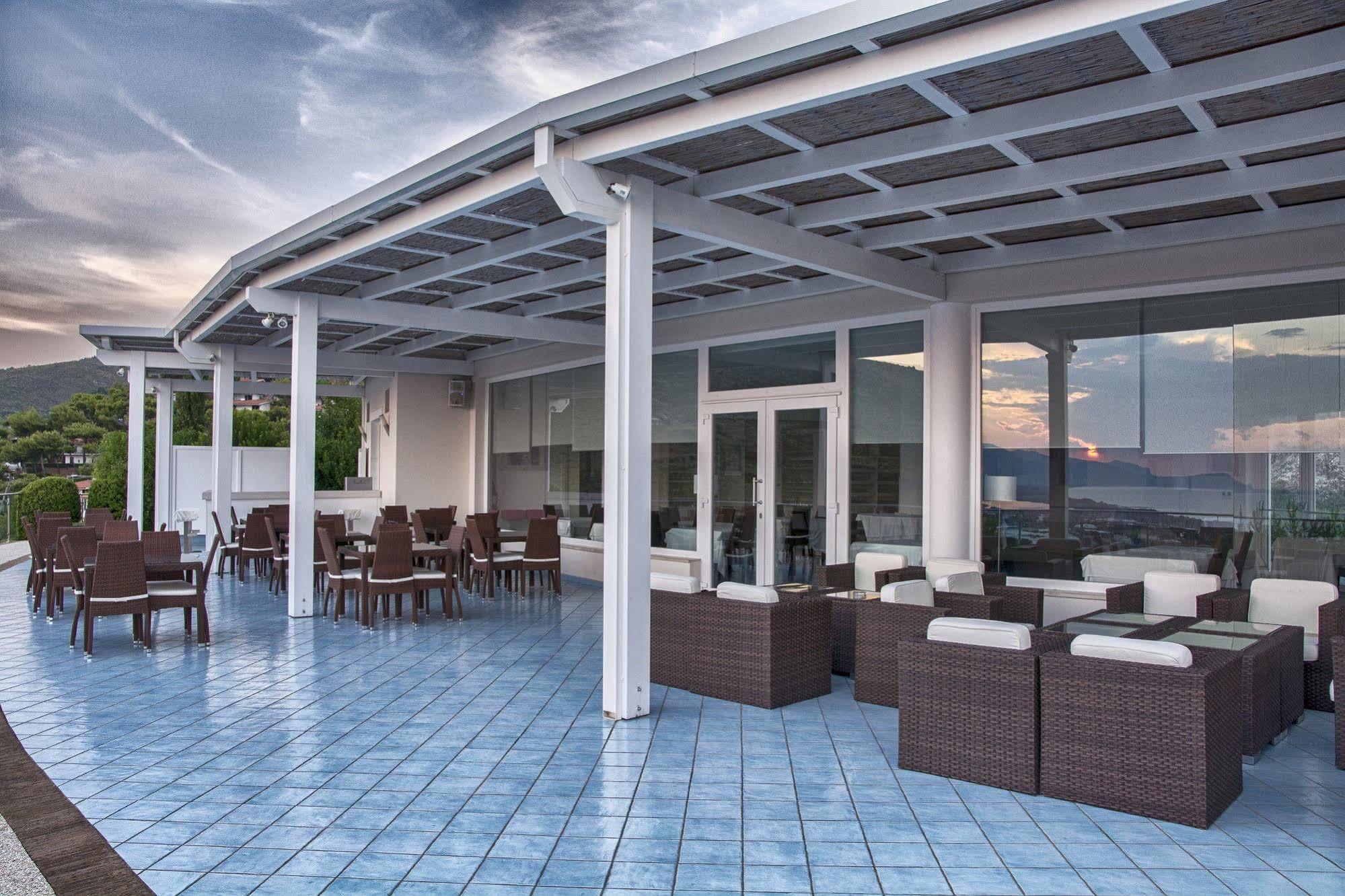 Moresco Park Hotel Sperlonga Luaran gambar